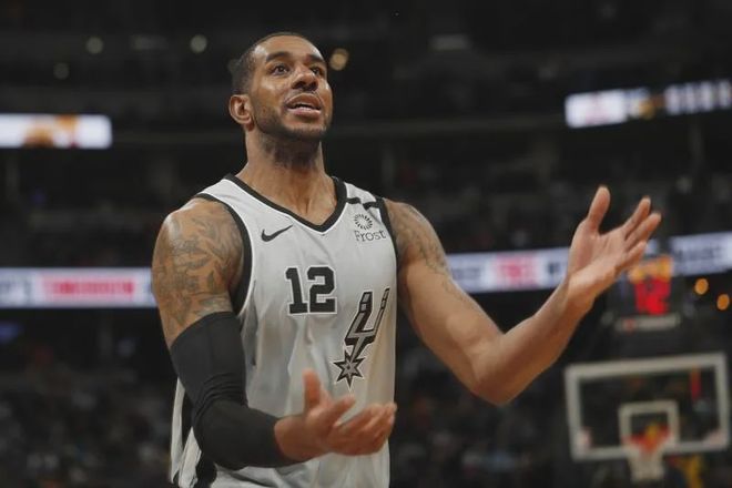 她们迅速结 她们迅速结