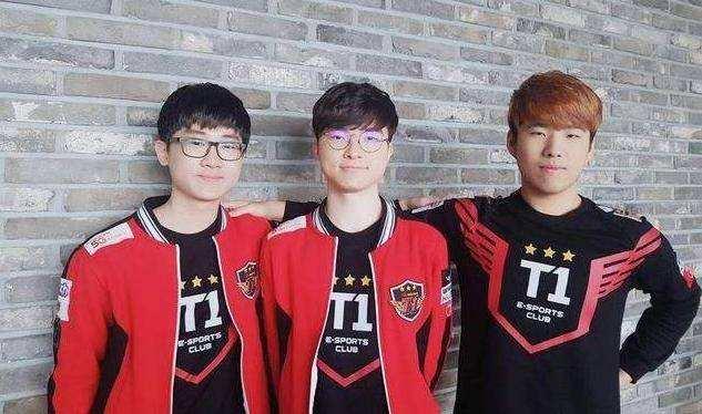 詹姆斯与浓 詹姆斯与浓