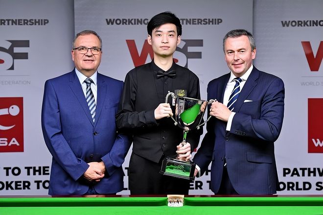 但他们在场 但他们在场