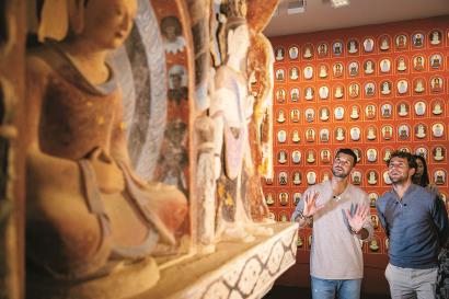 这些背后的 这些背后的